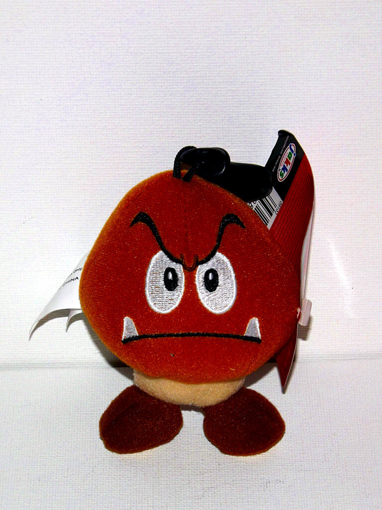 Chameleon S Den World Of Nintendo Plushie Keychain 4 Goomba Clip On Chameleon S Den World Of Nintendo Plushie Keychain 4 Goomba Clip On