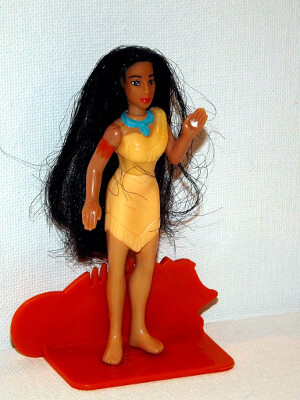 Disney Action Figure: Pocahontas with Comb 